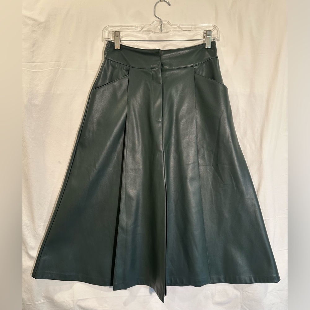 Zara Green Midi A-Line Pleated Skirt
